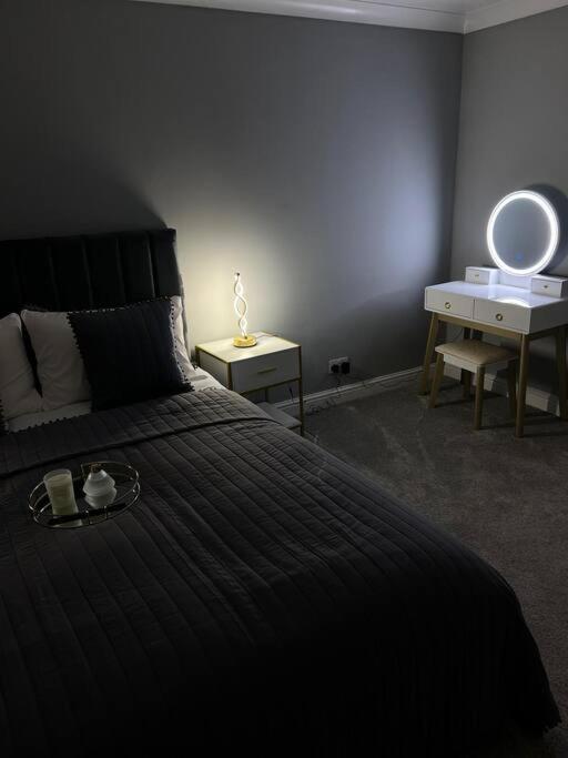 Frank Lane Villa Dewsbury Ngoại thất bức ảnh