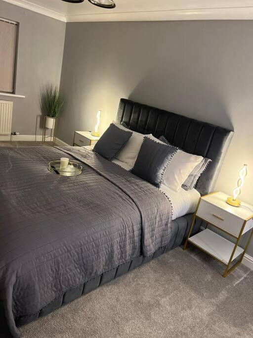 Frank Lane Villa Dewsbury Ngoại thất bức ảnh