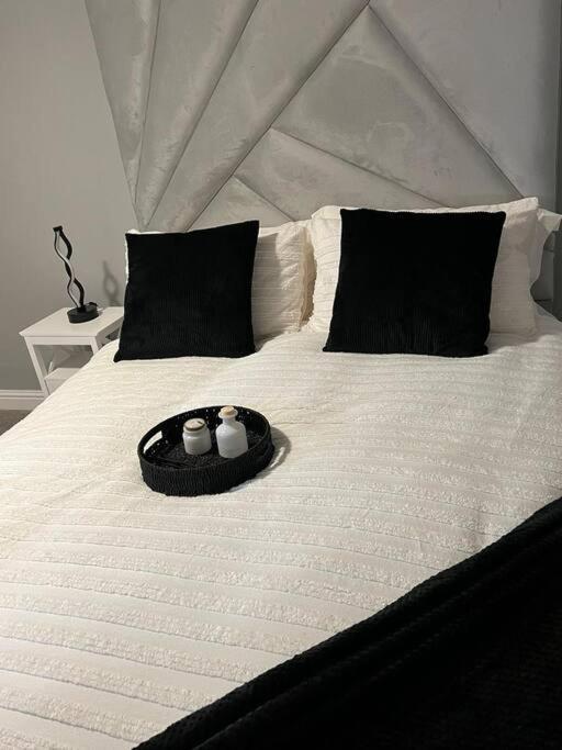 Frank Lane Villa Dewsbury Ngoại thất bức ảnh