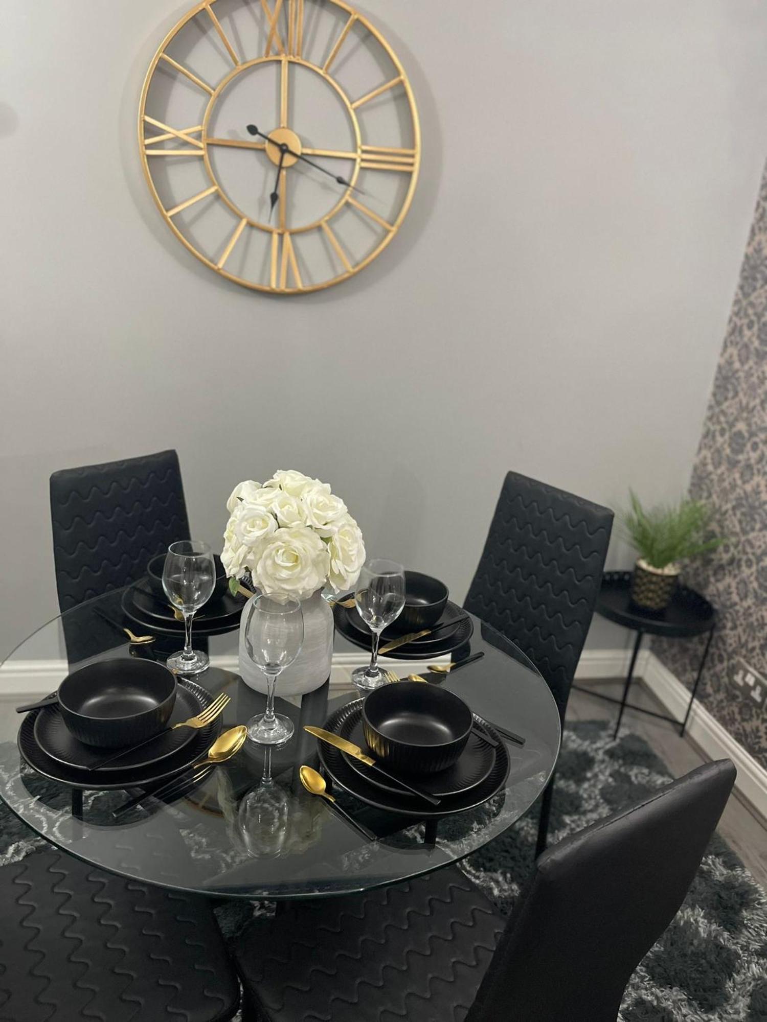 Frank Lane Villa Dewsbury Ngoại thất bức ảnh
