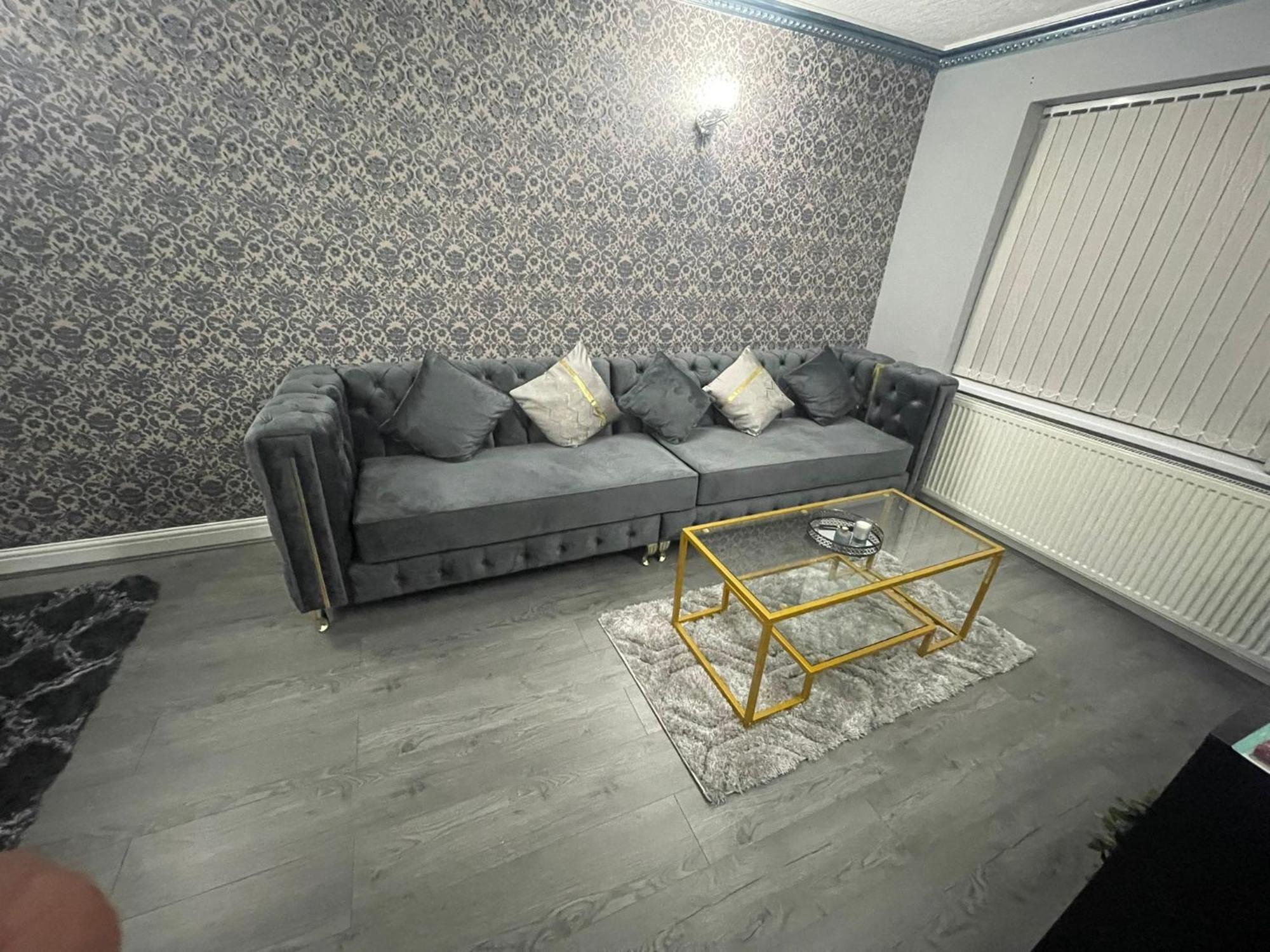 Frank Lane Villa Dewsbury Ngoại thất bức ảnh